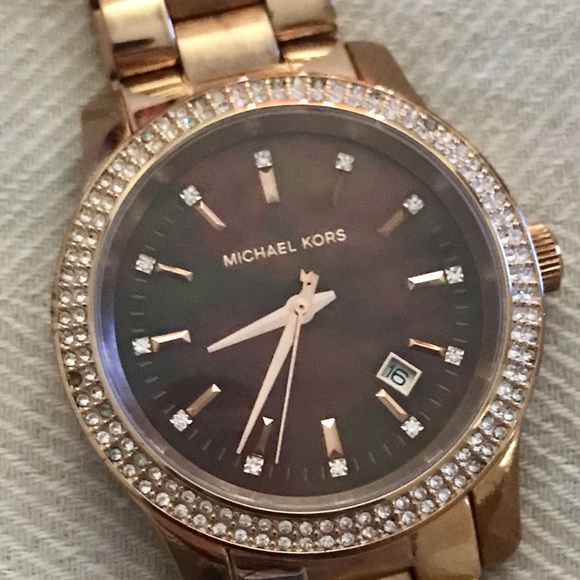 Authentic Beautiful 🤩 Michael Kors Rose Gold watch ⌚️ - Picture 4 of 9